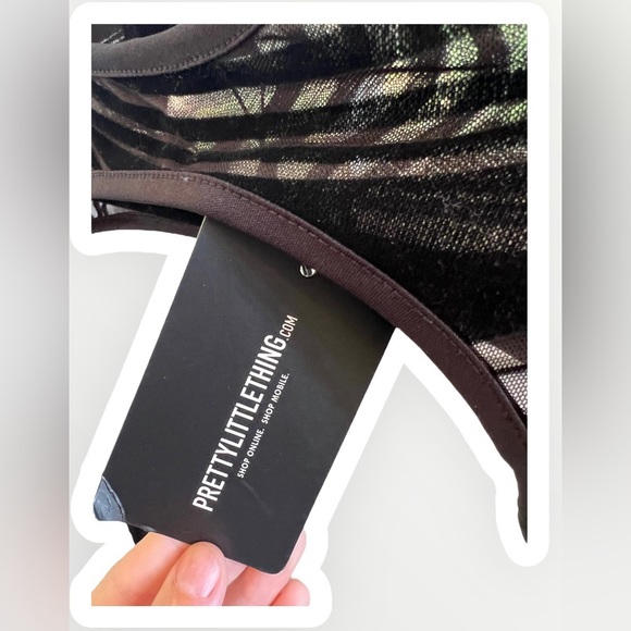 NWT Pretty Little Thing Crop Sleeves - Picture 5 of 6